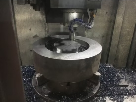 Blog perusahaan terbaru tentang Roda & Gigi Kingrail: Solusi Rel Tempa & Cor Presisi untuk Truk Tugas Berat & Aplikasi Industri