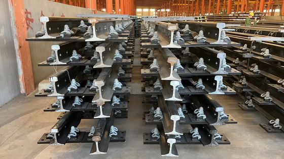 Beli Kualitas Tinggi DIN536 A45 Steel Crane Rail Bersertifikat ISO online manufacture