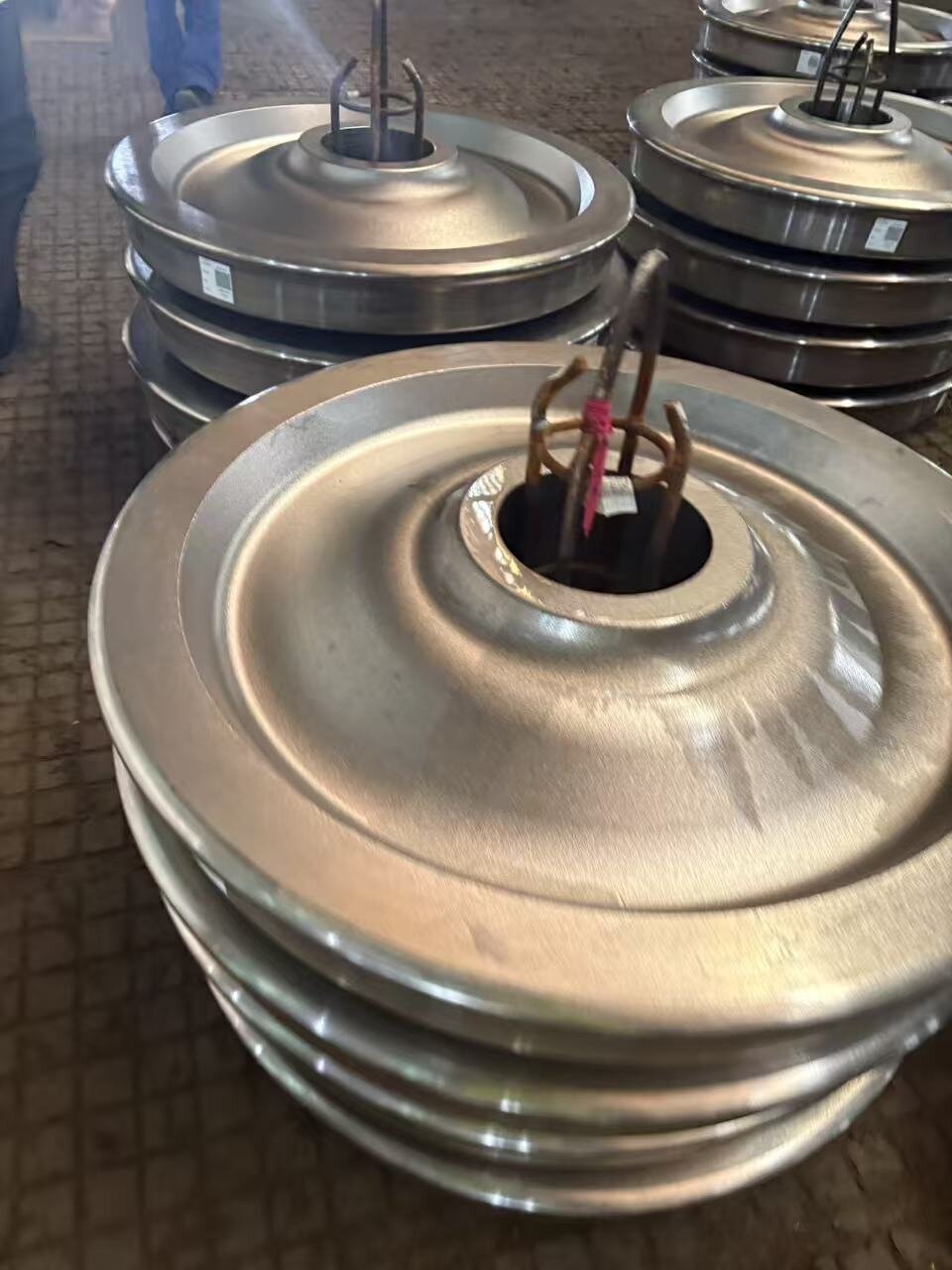 System Rel 4140 / 42CrMo roda kereta api tempa 920?? 1250mm AAR Standar untuk ...
