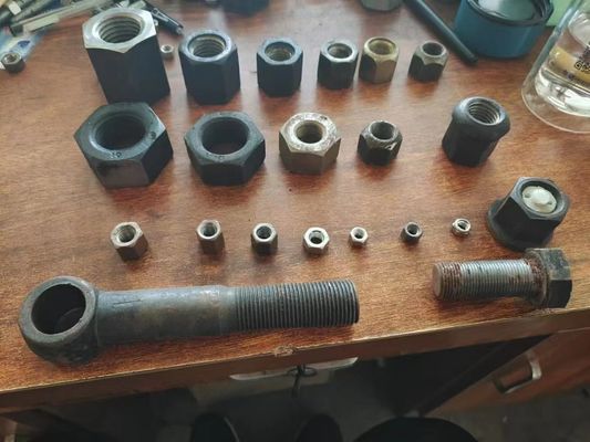 Fish Tail Bolt M24 Railroad Track Bolts and Nuts Track Part Railway Sleeper Spike