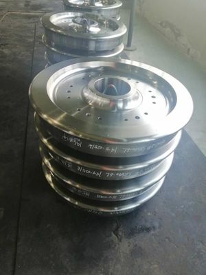 Roda Rel Baja Tekanan Tempa 42CrMo 4140 60E Bahan OEM