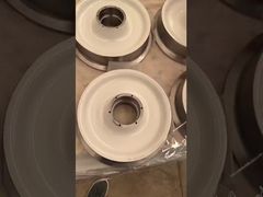 Roda Baja Rel dengan perlindungan lapisan